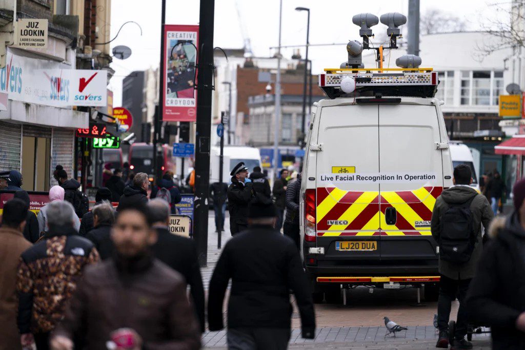 MET POLICE ARREST OVER 1,000 OFFENDERS USING LFR TECHNOLOGY